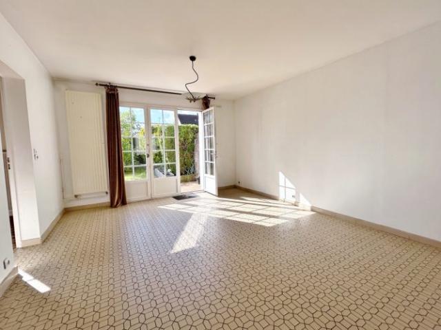 À louer Maison mitoyenne 1 côté, 4 pièces située à Lambersart 59130
