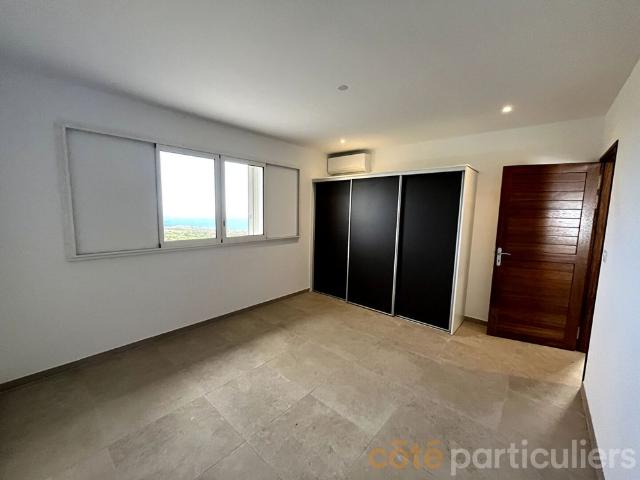 A LOUER MAISON NEUVE T5 ST GILLES LES HAUTS