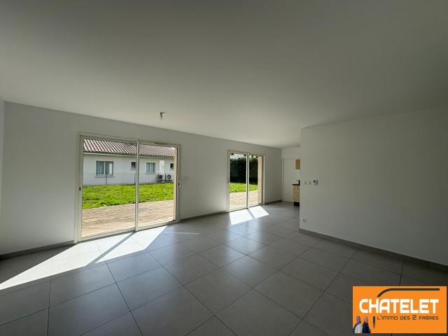 A louer maison non meublée plain pied T5 116 m2 VIRIAT