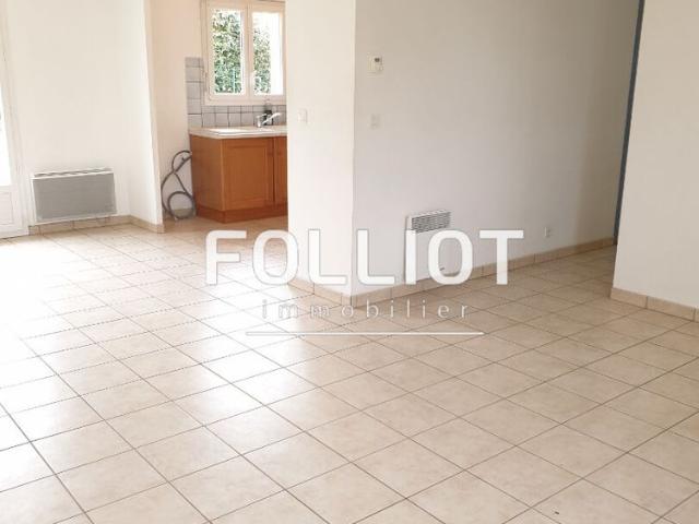 A LOUER Maison plain pied 50000 Saint L� PROCHE H�PITAL 2 chambres 65m2