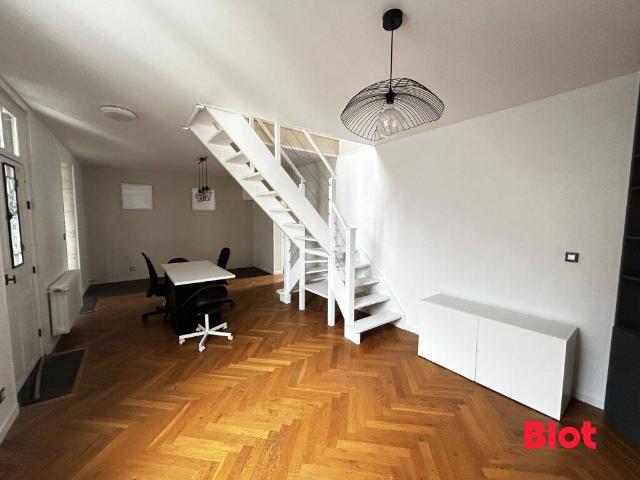 A LOUER MAISON PROCHE RUE DE NANTES 125m2