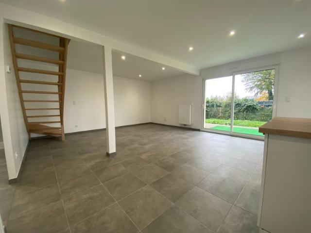 À louer Maison récente de 85 m² avec jardin Saint Vit