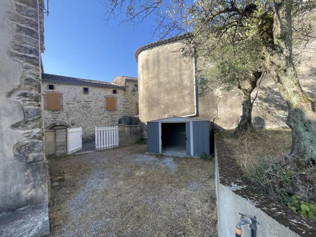 A LOUER MAISON sur ROUSSON