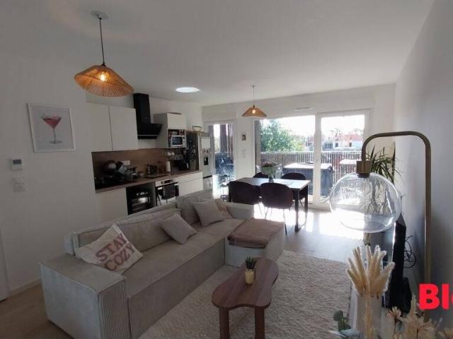 A LOUER MORDELLES APPARTEMENT 3 NEUF BALCON PARKING CO