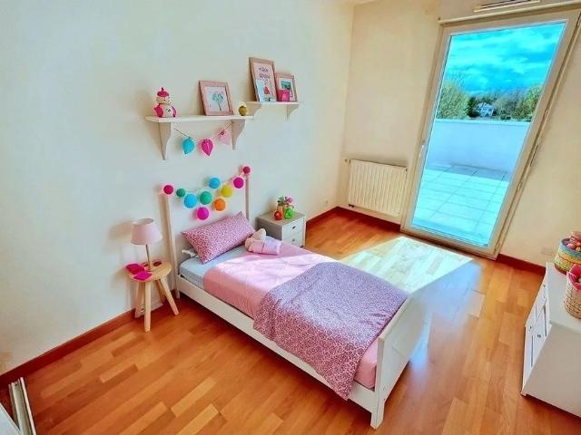 A LOUER NANTES BOTTIERE CHENAIE T3 RECENT de 55.65 mï¿½ avec TERRASSE et PARKING