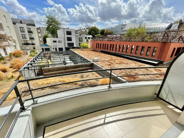 A LOUER NANTES CENTRE Bel appartement 2 piï¿½ces de 48 mï¿½ avec BALCON + BOX FERMï¿½