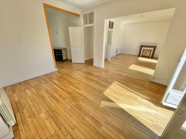 A LOUER NANTES CENTRE TALENSAC Grand appartement Type 5 de 128.82 mï¿½