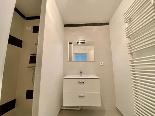 A LOUER NANTES PARC DES OBLATES Appartement de Type 2 de 47.70 mï¿½ + BOX EN SOUS SOL