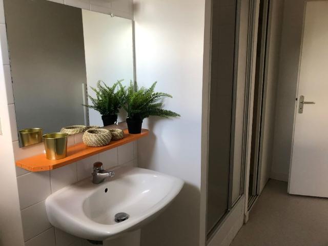 A LOUER NANTES ST ANNE Appartement 2 piÃ¨ces traversant de 45,74 mÂ² avec PARKING