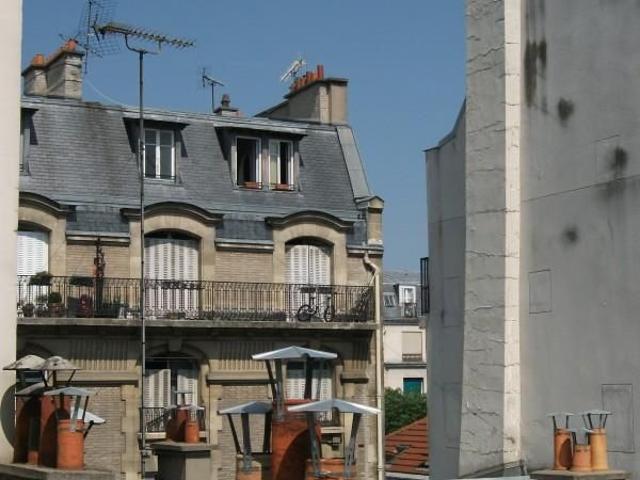 A LOUER NEUILLY SUR SEINE Sablons place du Marché