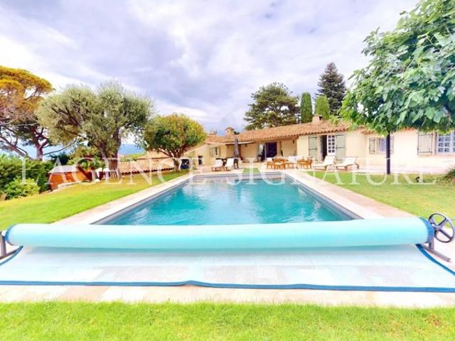 A LOUER NICE FABRON VILLA 6P AVEC PISCINE