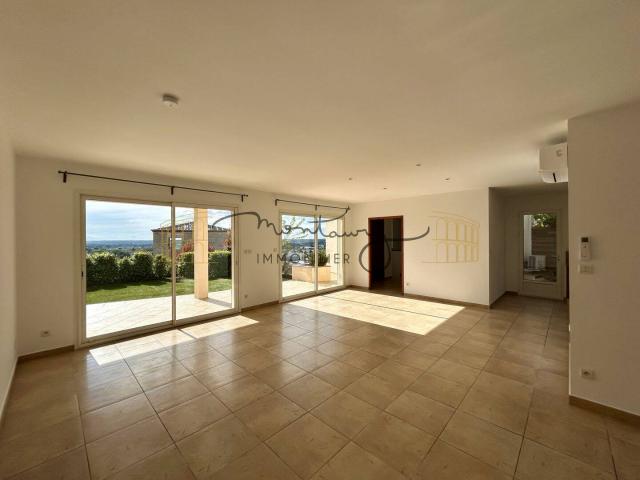 A LOUER NIMES CHU VILLA 4 CHBRES + JARDIN ET GARAGE DOUBLE