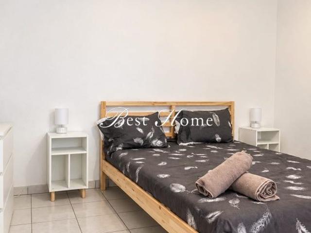 A louer Nîmes, rue Emile Jamais, Appartement duplex meublé de 65 m² avec balcon