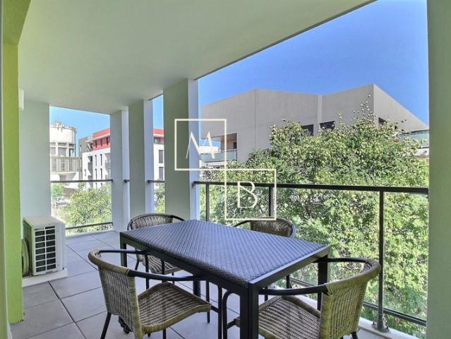 A LOUER Ovalie Magnifique T4 meublé 83 m2 Loggia + Parking