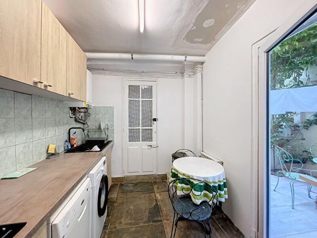 A LOUER AVIGNON 84000 PREMIERE CEINTURE EXTRAMUROS: Maison 3pièces sur 1 étage, avec cour et climatisée !