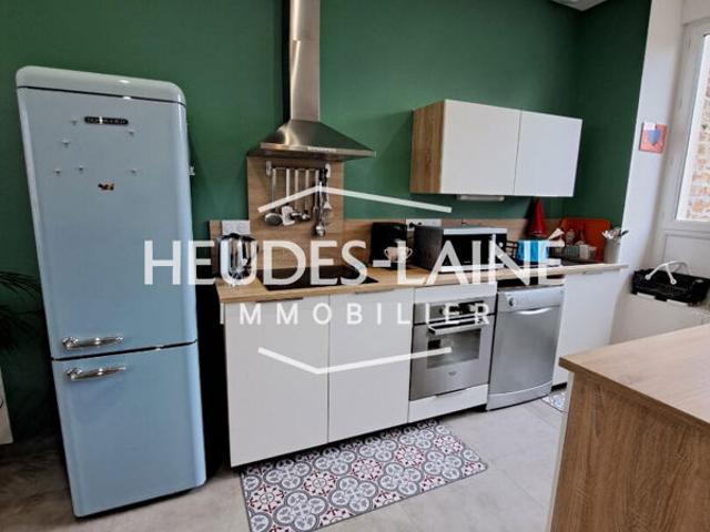 A LOUER: AVRANCHES APPARTEMENT F.3 NON MEUBLE