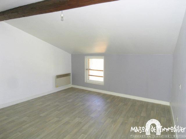 A louer à COGNAC Centre ville Location Appartement 2 piè