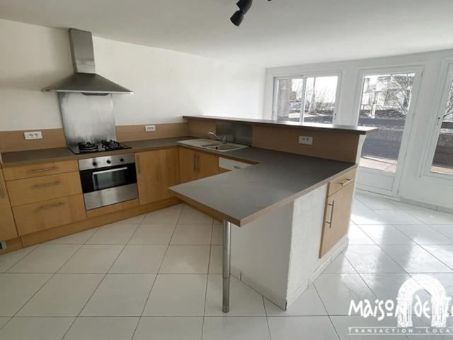 A louer à COGNAC Charente Appartement 3 pièces avec terr