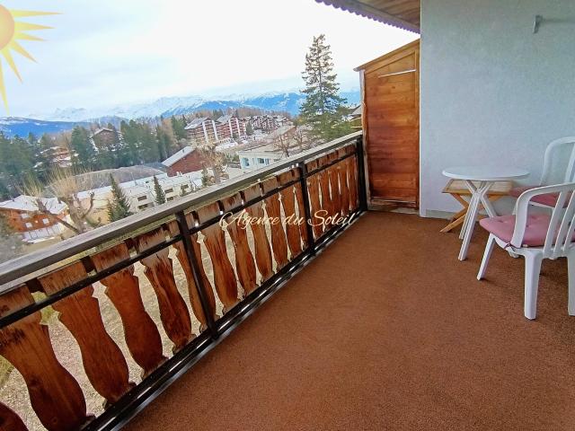 À louer à l'année, magnifique grand studio sud avec sa superbe vue !