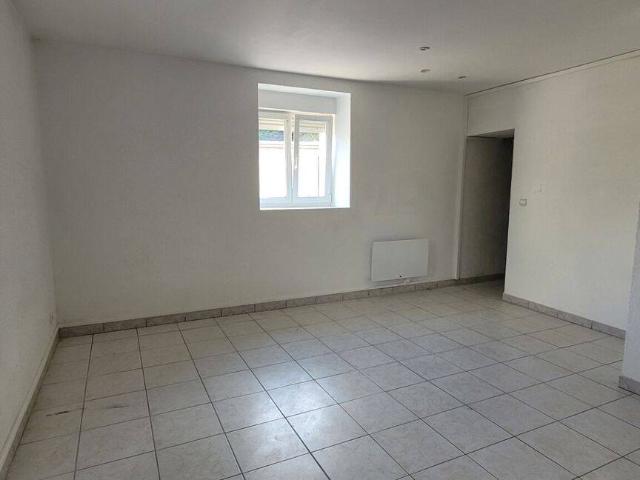 A louer à Macheren, logement de type F2