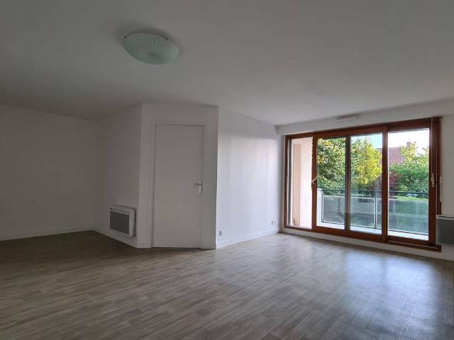 À louer à Nantes 44: immense appartement