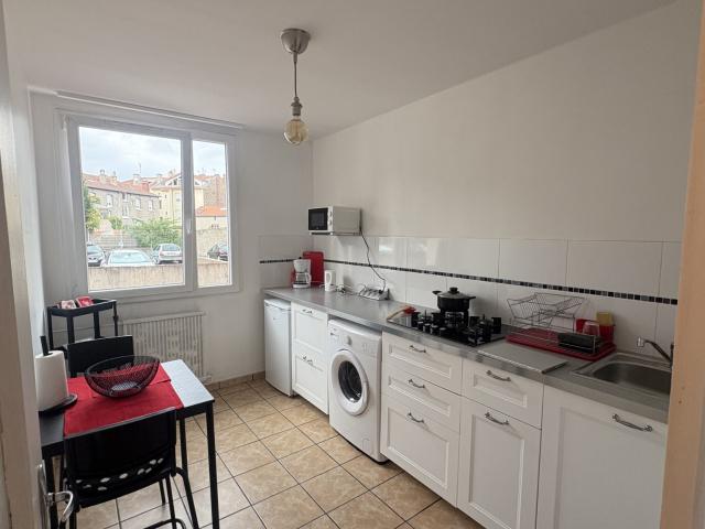 À louer à Saint Étienne Quartier Jacquard bel appartement me