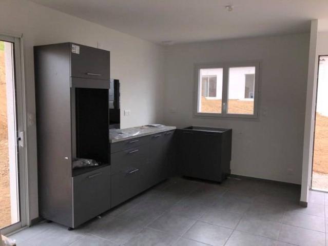 À louer à Quintenas 07: maison neuve avec 3 pièces