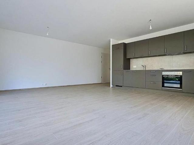 À louer à Uvrier appartement de 3.5 pièces avec terrasse