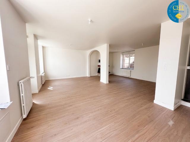 A LOUER à VAL D'ANAST Maison T5 entièrement rénovée