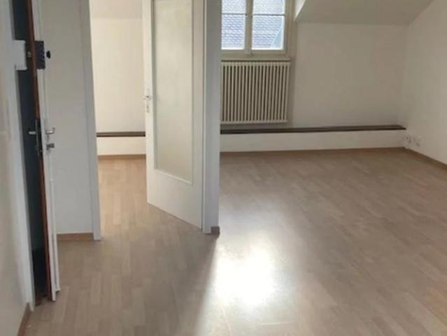À louer Agréable appartement de 3 pièces dans le Vieux Carouge