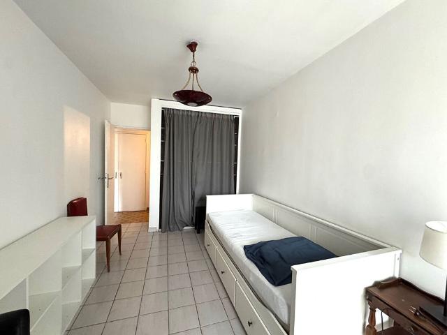 A LOUER AIX EN PROVENCE T3 MEUBLE AVEC DOUBLE TERRASSE LOGGIA