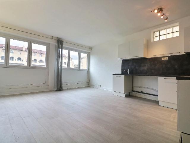 A Louer Appartement Marseille 13008 Prado / Carré d'Or Appartement Marseille 2 pièce s 48 m2