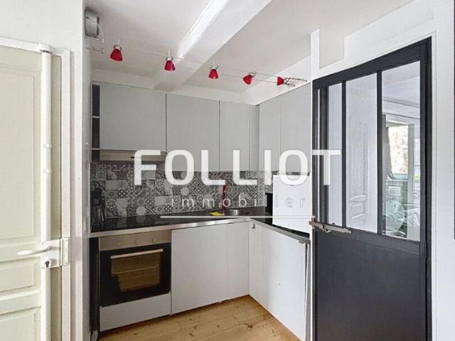 A LOUER Appartement meubl� � l'ann�e T2 50400 Granville