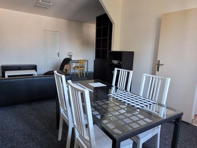 A LOUER Appartement meubl� 3 pi�ces principales