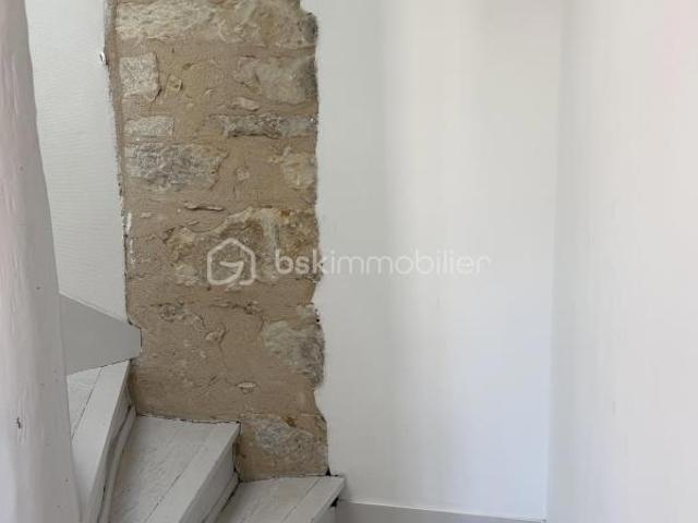 À LOUER – Appartement meublé 51m² – Centre historique de Périgueux
