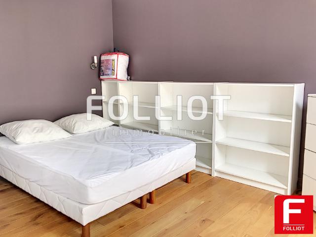 A LOUER APPARTEMENT MEUBLE 1 PIECE bail étudiant 9 mois 50400 GRANVILLE