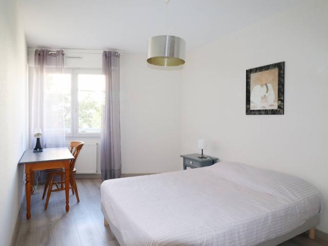a louer appartement meublé 3 pièces situé entre baille et castellane 13006 marseille