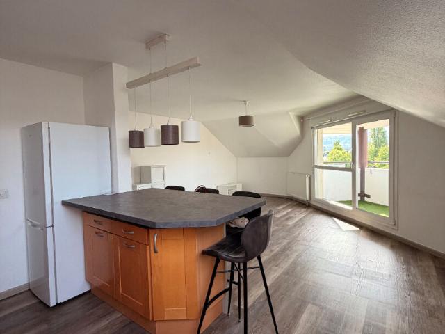 À louer ! Appartement meublé T3 Dernier étage Thonon les Bains