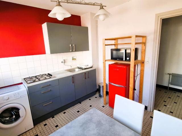 A LOUER Appartement meublé à Clermont Ferrand 110 rue Anatole France 2 pièce s 44 m2