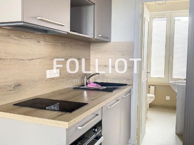 A LOUER Appartement meublé à l'année à Saint Pair Sur Mer 2 pièce s 29.52 m2