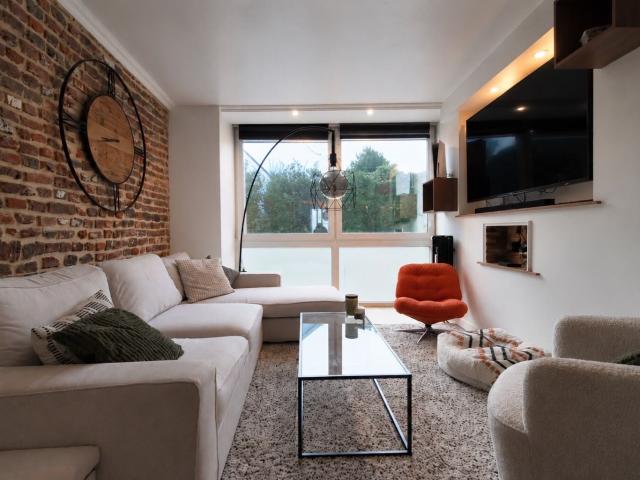 À LOUER – Appartement meublé avec terrasse