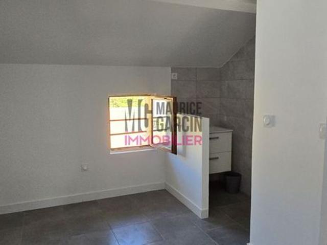 A LOUER APPARTEMENT MEUBLE AVIGNON 2 pièce s – 27.75m2