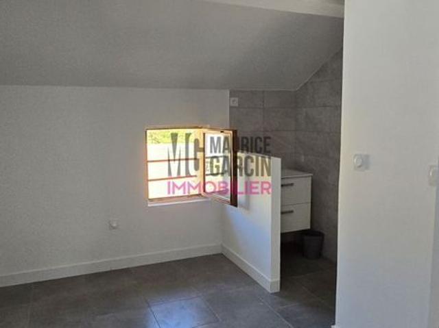 A LOUER APPARTEMENT MEUBLE AVIGNON 2 pièce s – 27.75m2