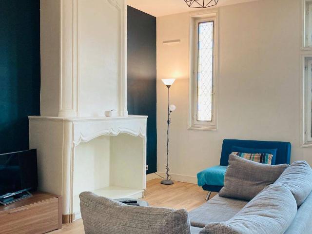 A LOUER Appartement meublé de 3 pièces Centre Ville de La Roche