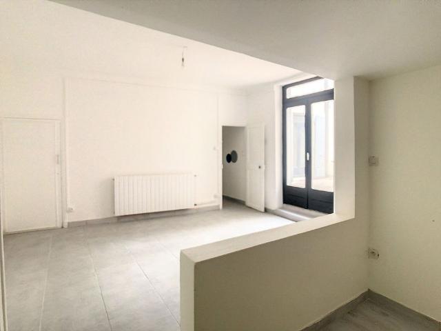 A LOUER Appartement MONTELIMAR 4 pièces