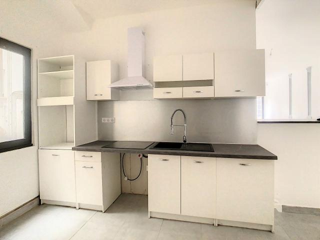 A LOUER Appartement MONTELIMAR 4 pièces