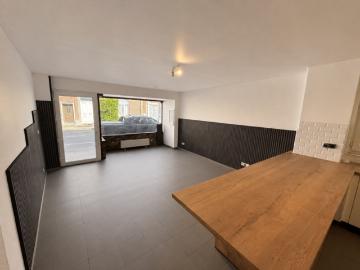 à louer Appartement Moustier Sur Sambre rue de la Station