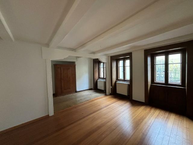 À LOUER ? Appartement atypique de 2.5 pièces en duplex à Saint Aubin