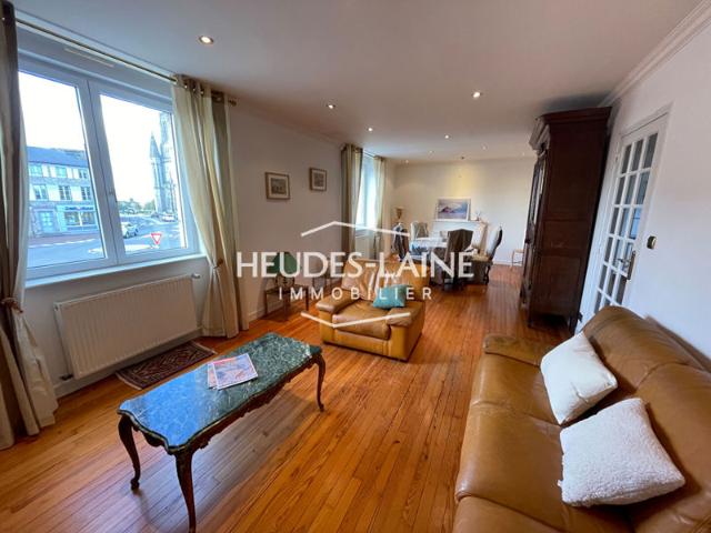 A LOUER: Appartement Avranches 4 pièces 102 m2
