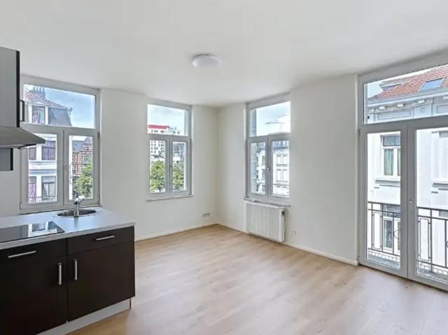 à louer Appartement Bruxelles boulevard Maurice Lemonier
